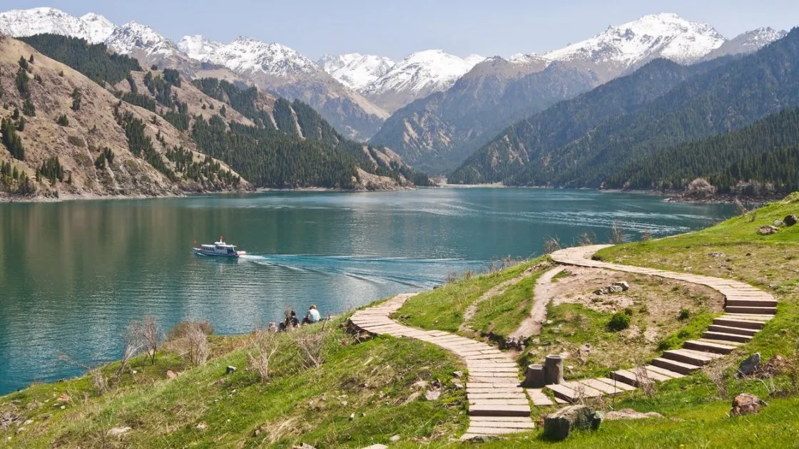 ტბა ჩინეთში