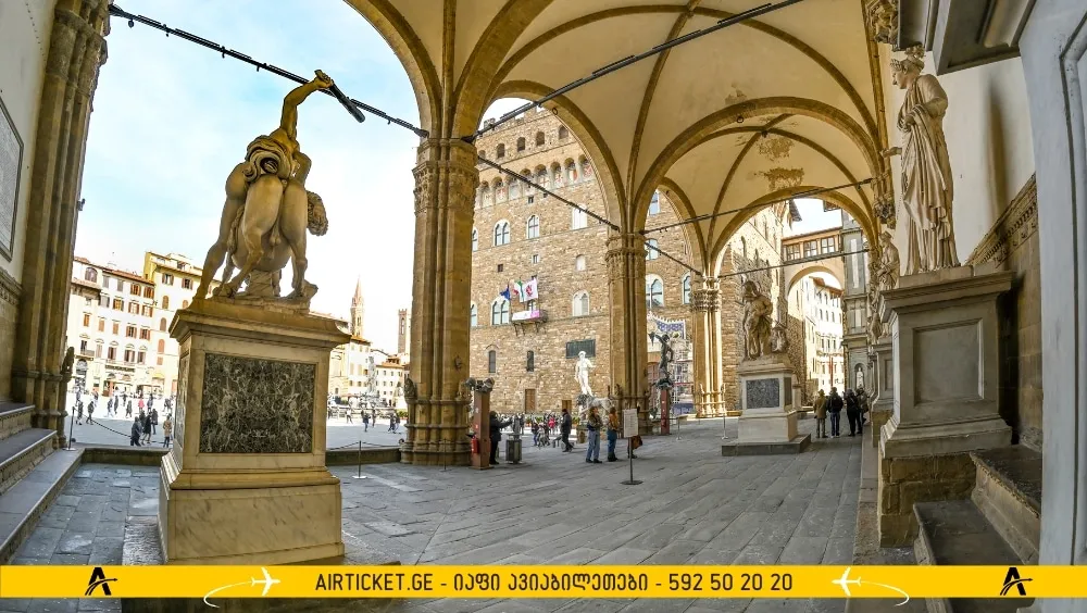 ლანცის ლოჯია დღისით