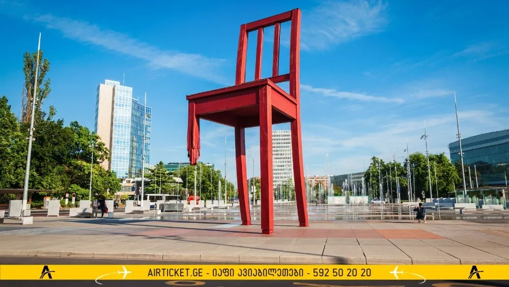 ჟენევის გატეხილი სკამი ქანადაკება